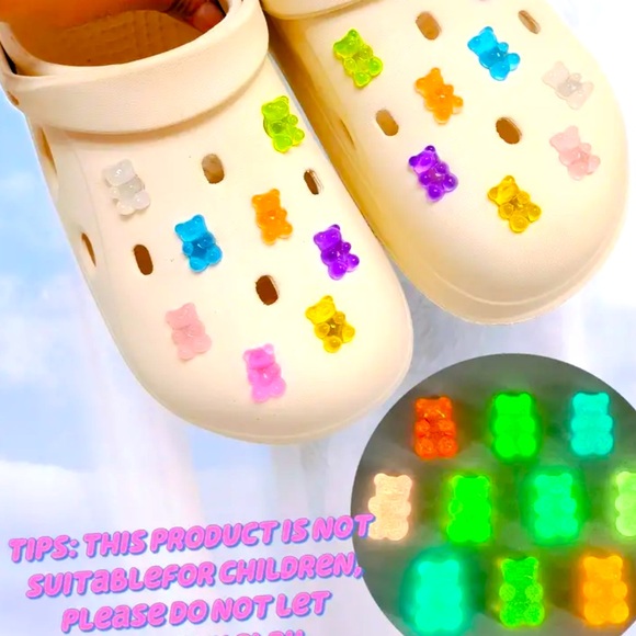 Gummy Bear shoe charms glow in the dark NWT - Picture 4 of 7